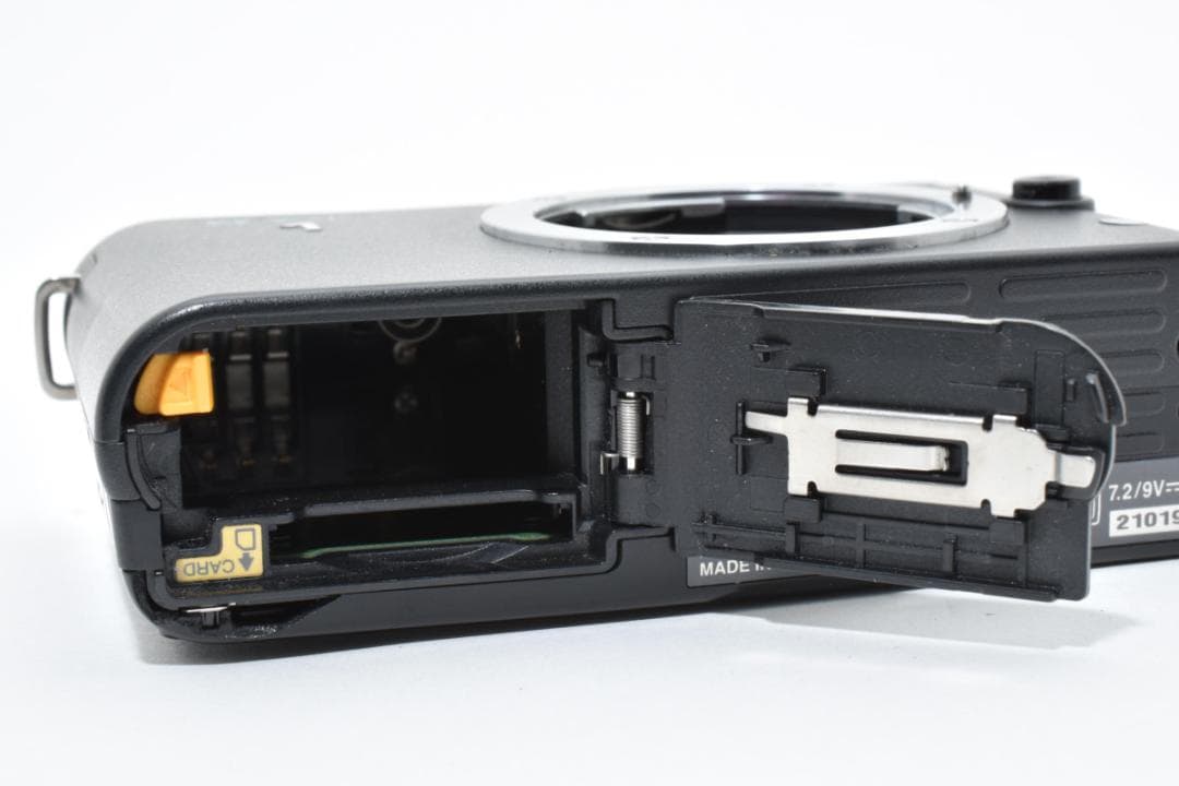 Mirrorless Interchangeable Lips 4,654 Nikon 1 J1 #21581