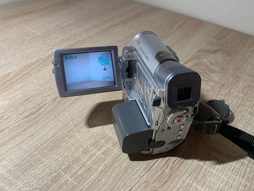 Compact Digital Camera 1140 Canon Dm-Ixy Dv M3