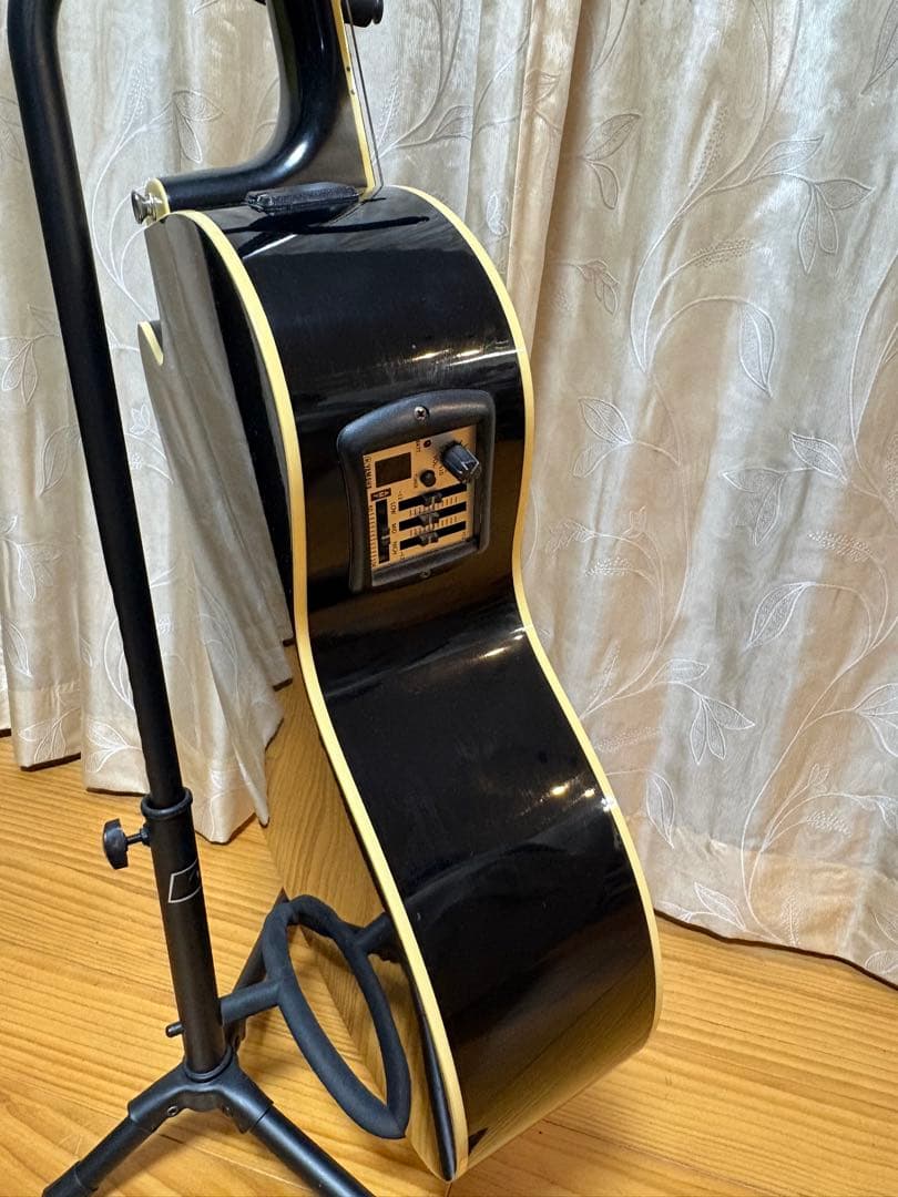 Acoustic Guitars Yamaha Cpx700