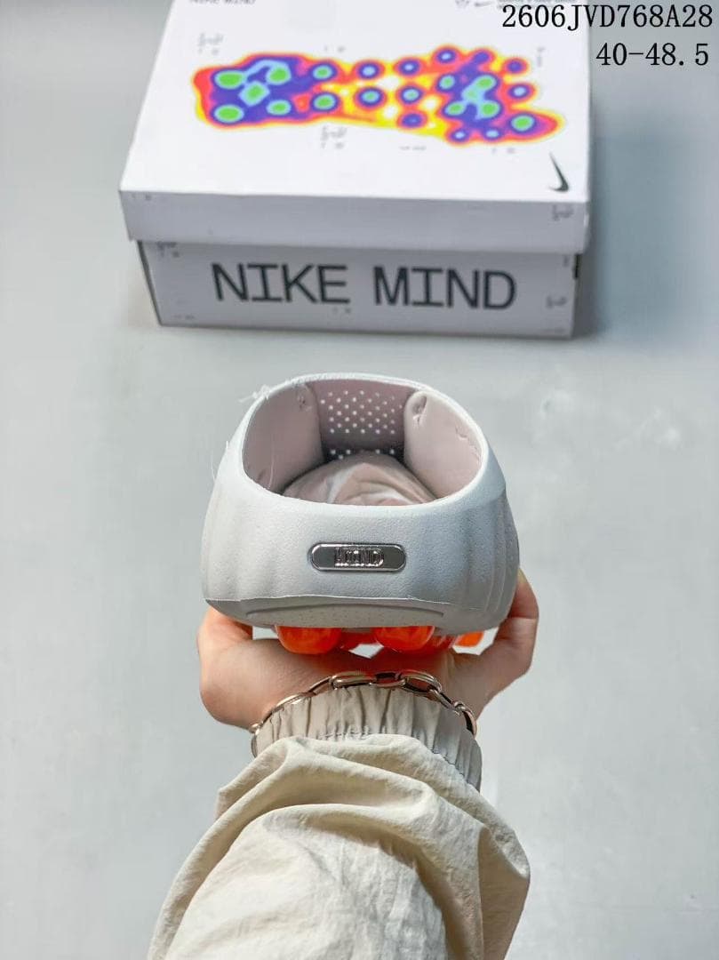 Sneakers Mind 001