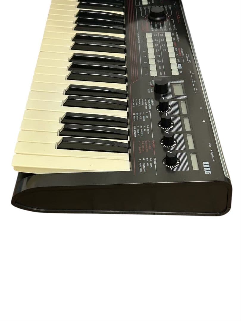 Korg Analog Synthesizer 143 R3 37