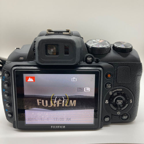 Fujifilm Digital Slr Fa90 Finepix Hs 20 Exr 30X Zoom F=4.2-126 1:2.8-5.6