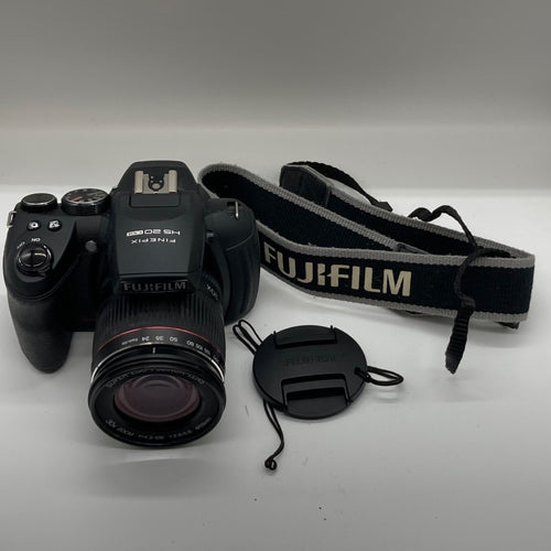 Fujifilm Digital Slr Fa90 Finepix Hs 20 Exr 30X Zoom F=4.2-126 1:2.8-5.6
