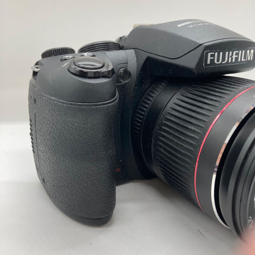 Fujifilm Digital Slr Fa90 Finepix Hs 20 Exr 30X Zoom F=4.2-126 1:2.8-5.6