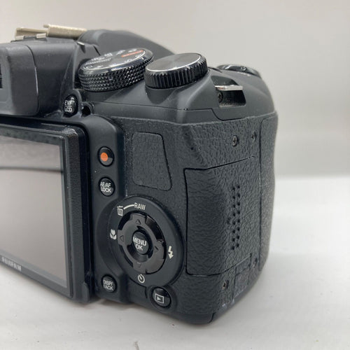 Fujifilm Digital Slr Fa90 Finepix Hs 20 Exr 30X Zoom F=4.2-126 1:2.8-5.6