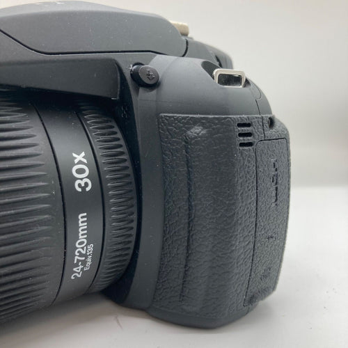 Fujifilm Digital Slr Fa90 Finepix Hs 20 Exr 30X Zoom F=4.2-126 1:2.8-5.6