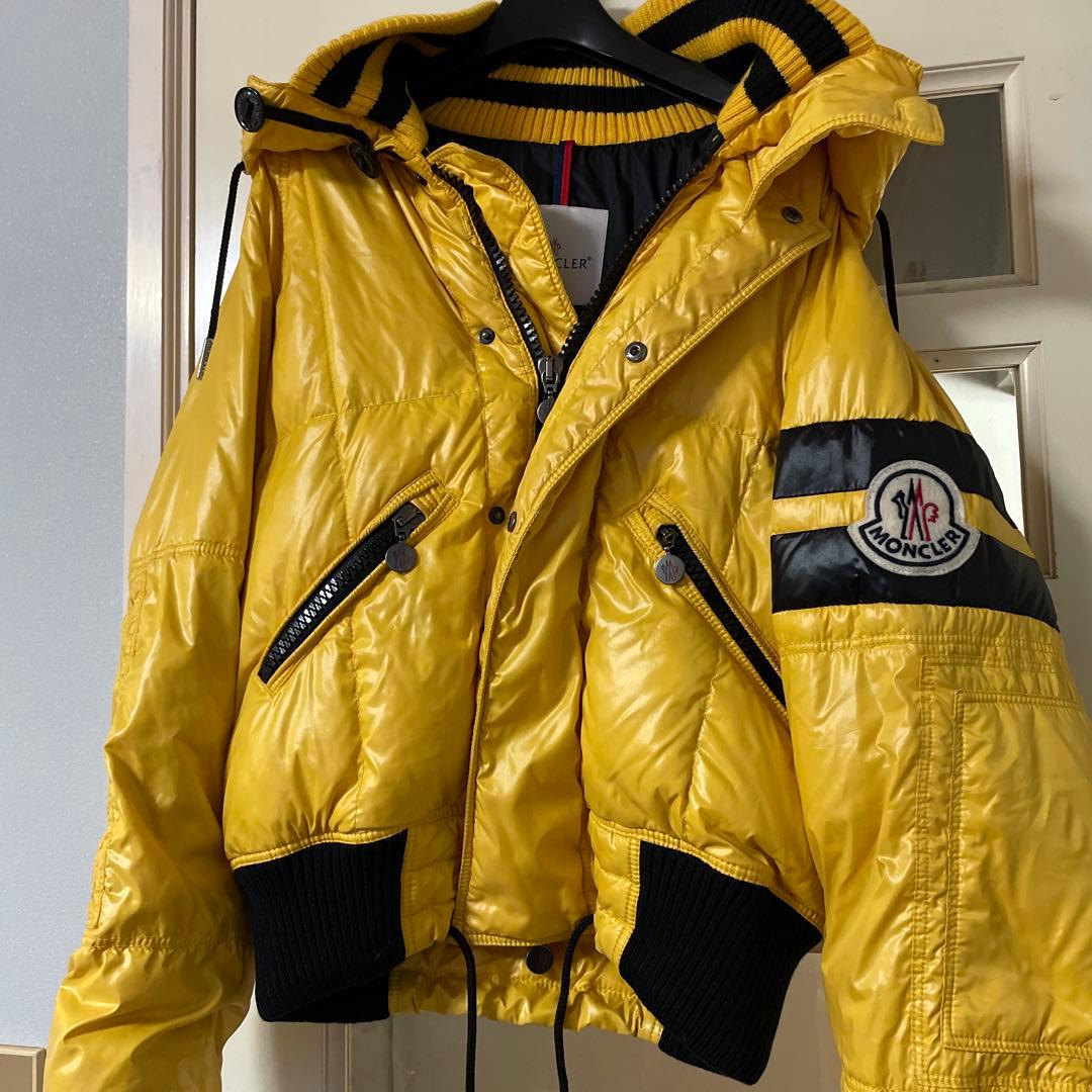Moncler Down Jackets Leon