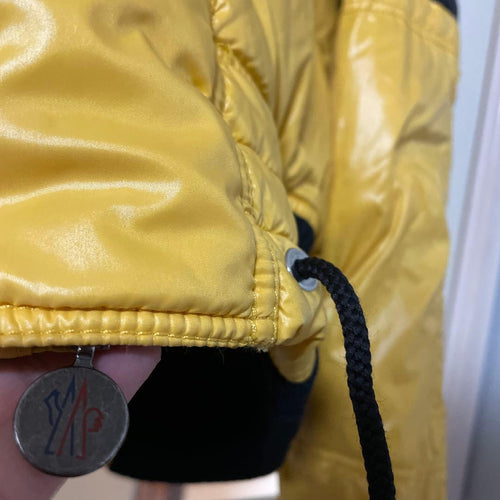 Moncler Down Jackets Leon