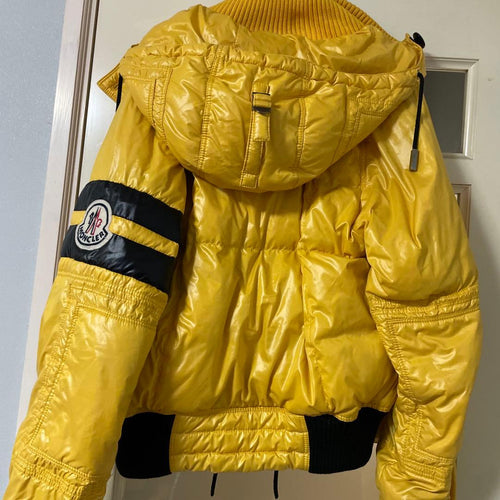 Moncler Down Jackets Leon