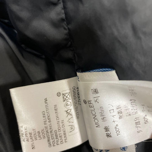 Moncler Down Jackets Leon