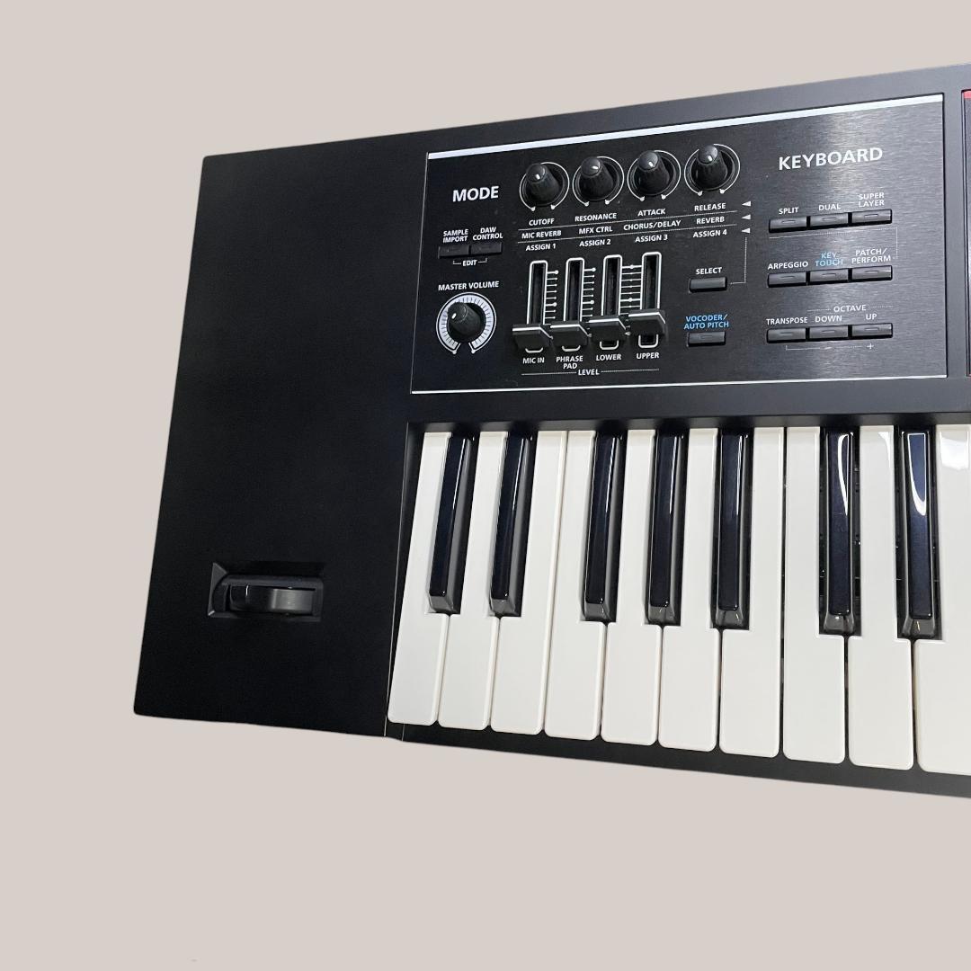 Roland Keyboards Digital Pianos Juno-Ds61
