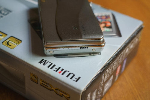 Fujifilm Compact Digital Cameras Finepix Z700Exr