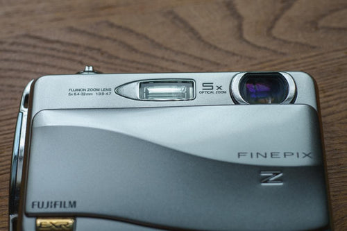 Fujifilm Compact Digital Cameras Finepix Z700Exr