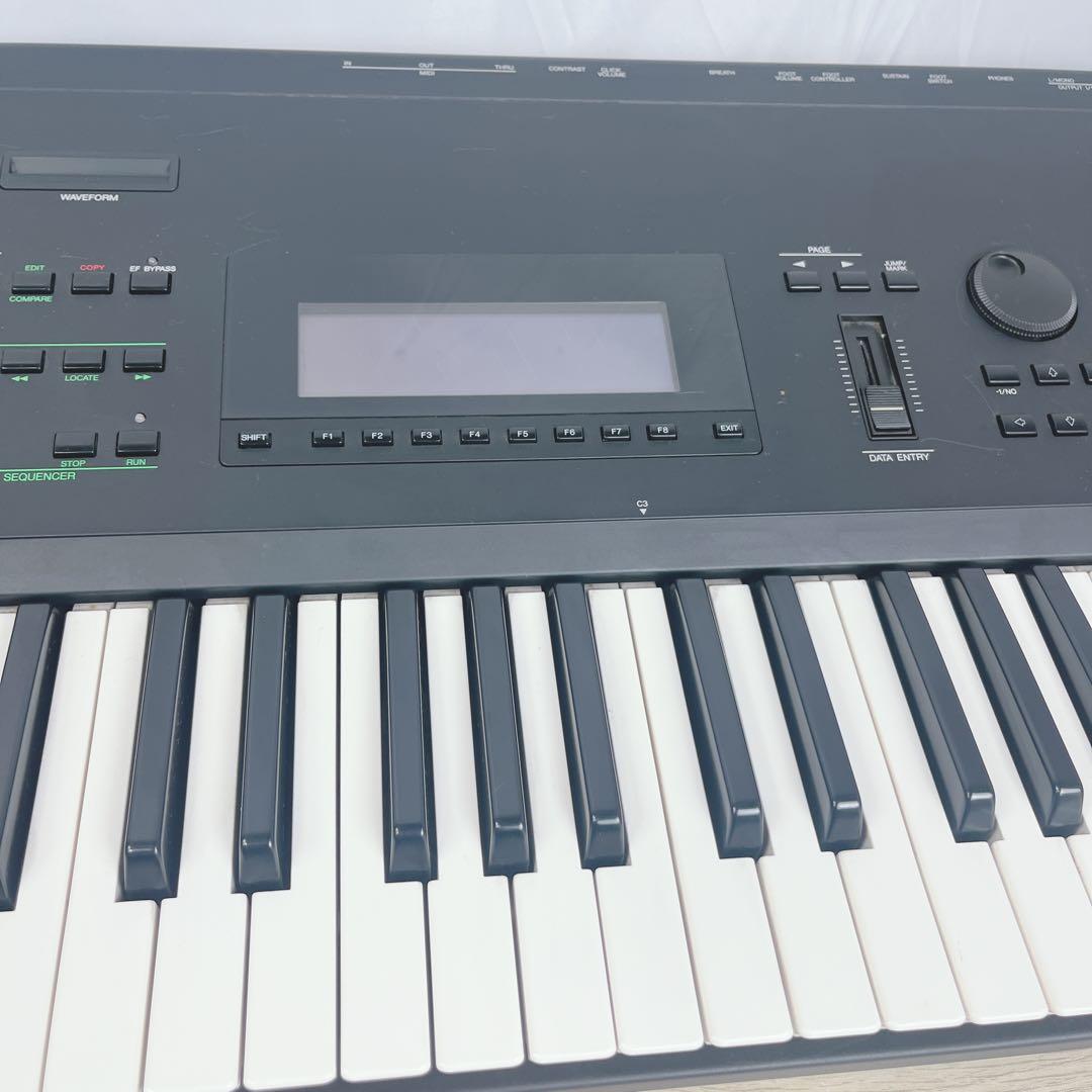 Yamaha Analog Synthesizer Sy77