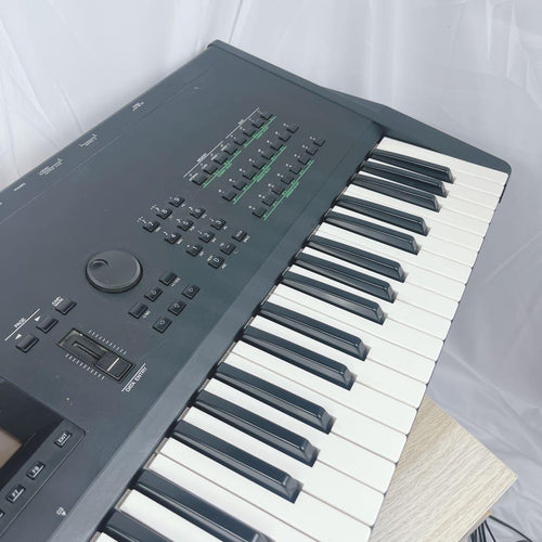 Yamaha Analog Synthesizer Sy77