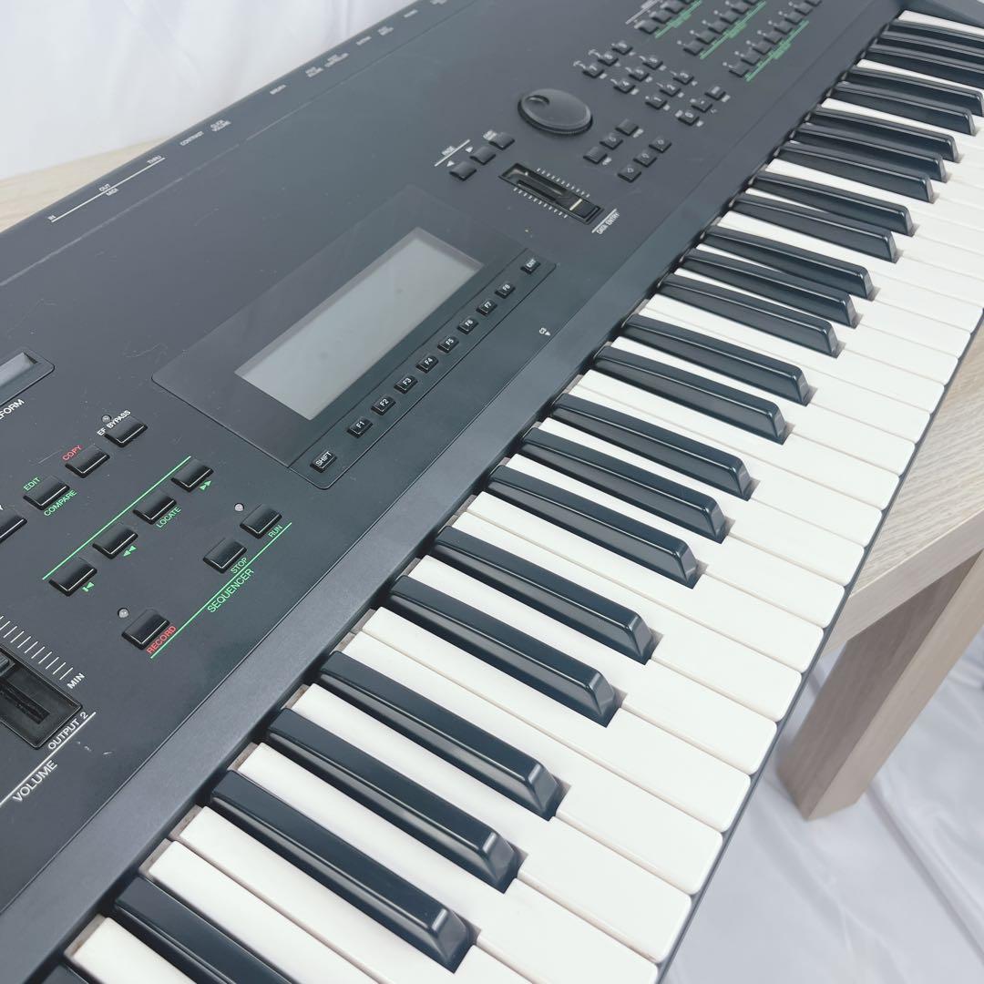 Yamaha Analog Synthesizer Sy77