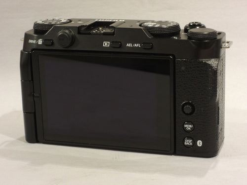 Mirrorless Interchangeable Lips X-M5
