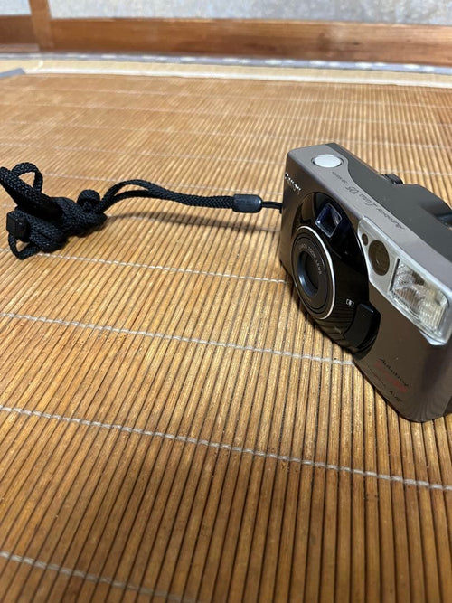 Compact Cameras (Film) Canon Autoboy Luna 105