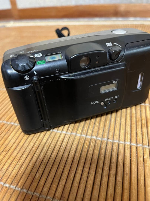 Compact Cameras (Film) Canon Autoboy Luna 105