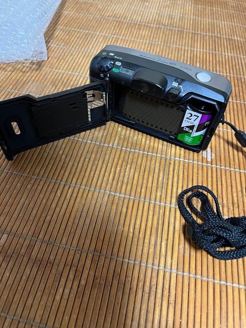 Compact Cameras (Film) Canon Autoboy Luna 105
