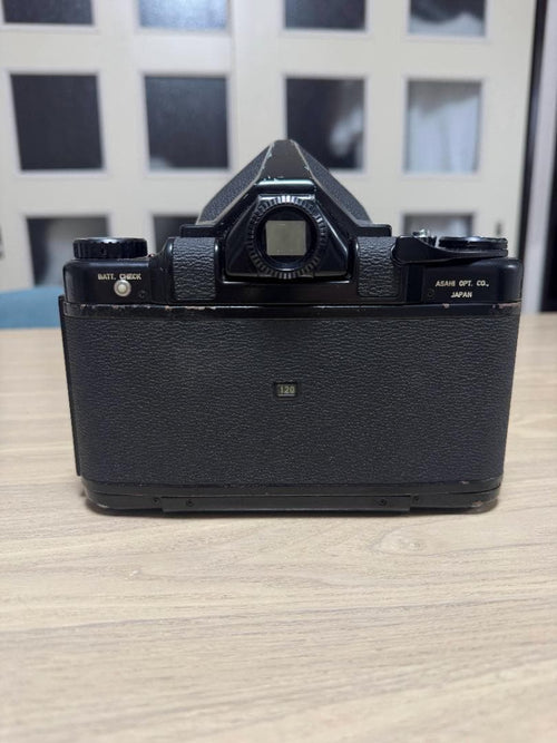 Pentax Film Camera 6X7 F2.4