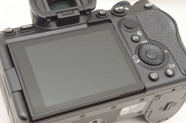 Sony Mirrorless Interchangeable Lips 7Siii Ilce-7Sm3 Shot 14,500 26041906