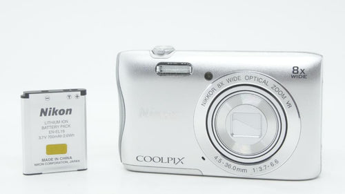 Compact Digital Camera D2041 Nikon Coolpix S3700