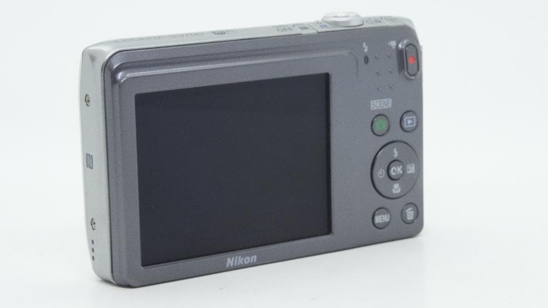 Compact Digital Camera D2041 Nikon Coolpix S3700