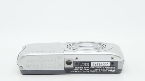 Compact Digital Camera D2041 Nikon Coolpix S3700