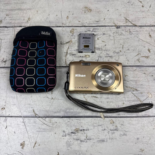Nikon Compact Digital Camera Coolpix S3300
