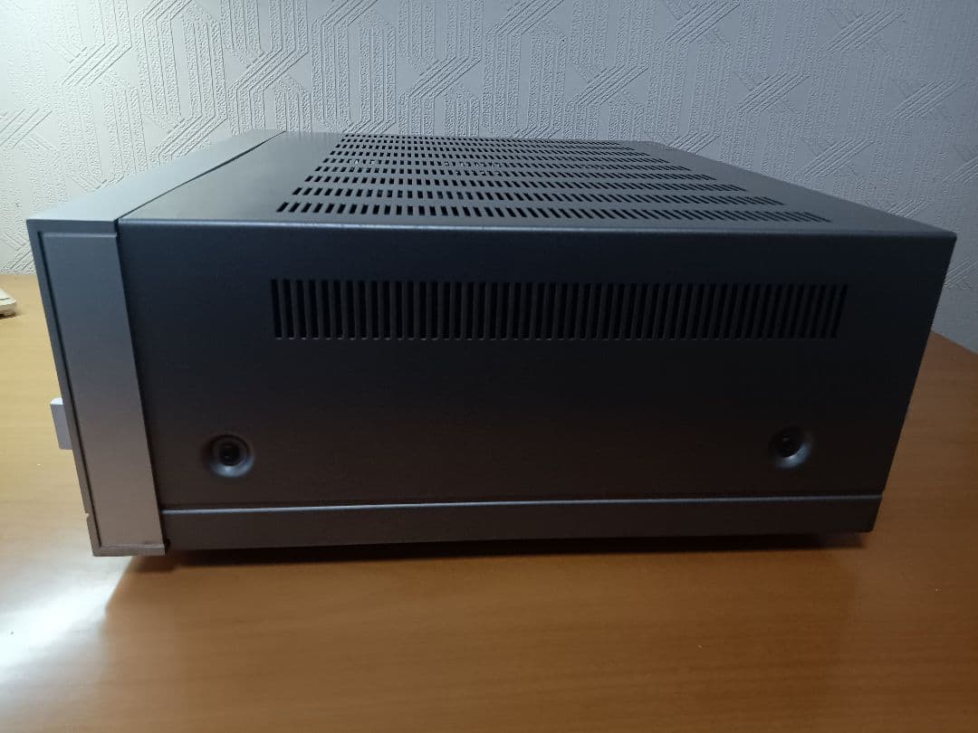Onkyo Integrated Amplifiers A-810