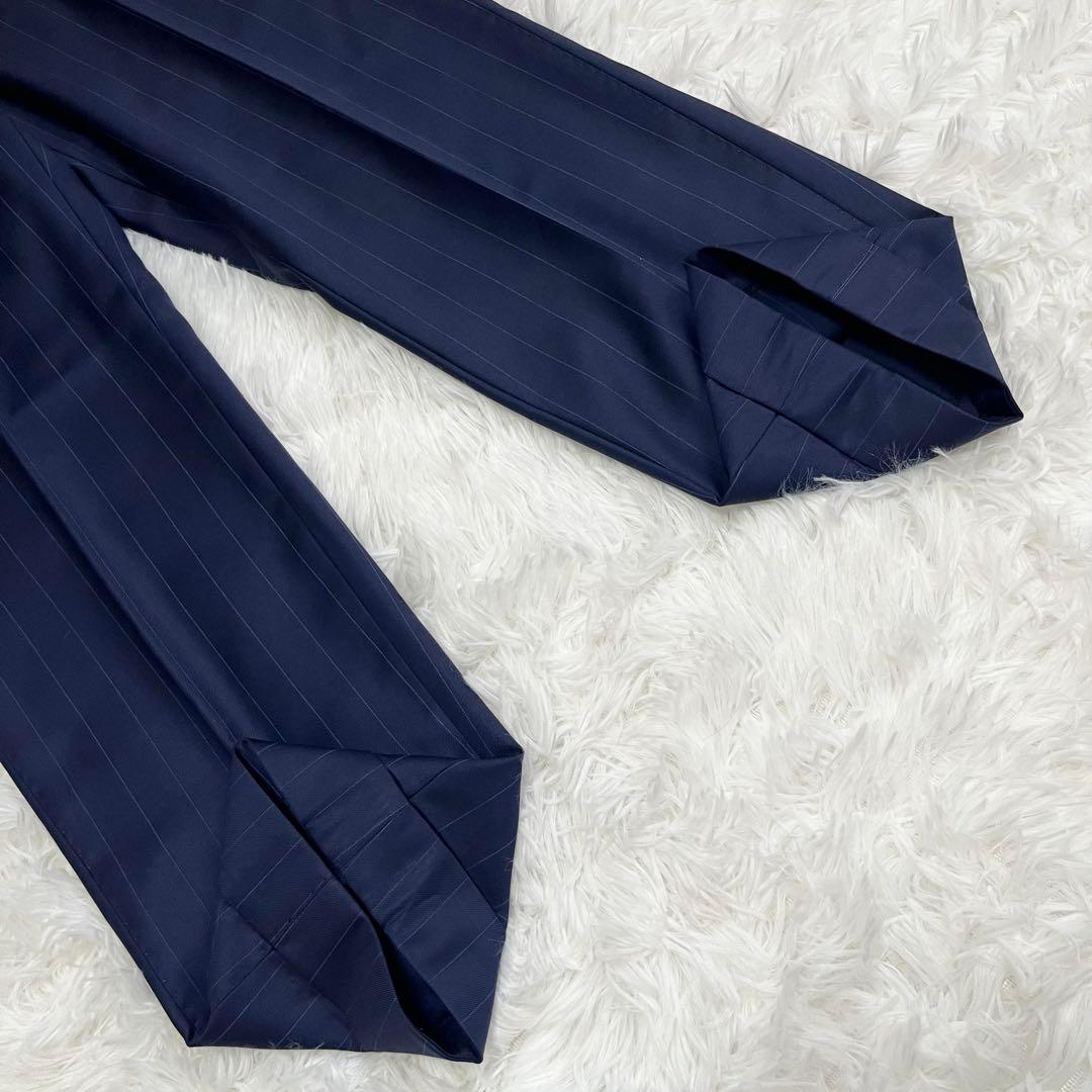 Tomorrowland Business Suits