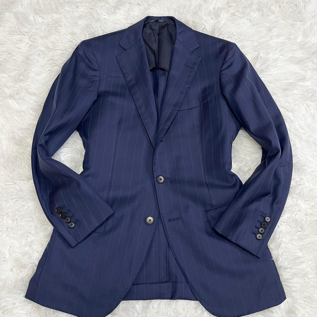 Tomorrowland Business Suits