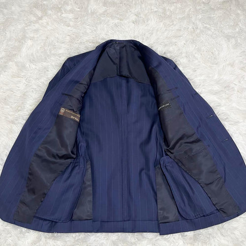 Tomorrowland Business Suits