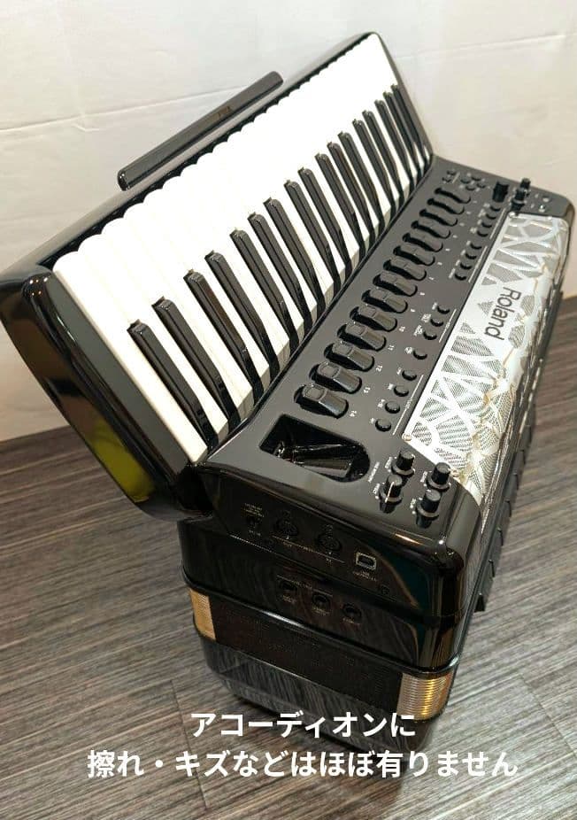 Roland Accordions V-Accordion Fr-8X 1