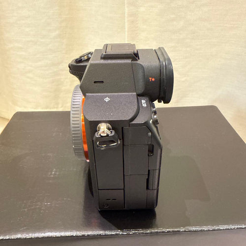 Sony Mirrorless Interchangeable Lens Cameras 7 Ilce-7M4