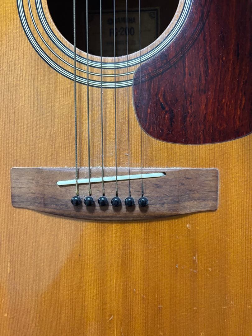 Acoustic Guitars Yamaha Fg-200 70