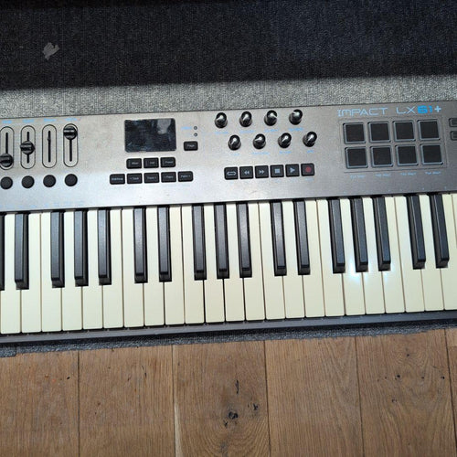 Midi Keyboard Pad Nektar Impact Lx61+