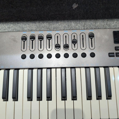 Midi Keyboard Pad Nektar Impact Lx61+