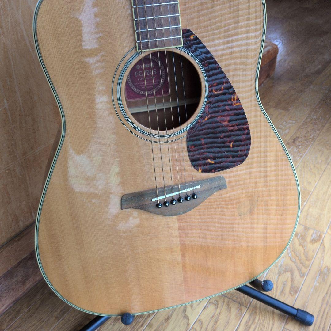 Yamaha Acoustic Guitars Fg720S