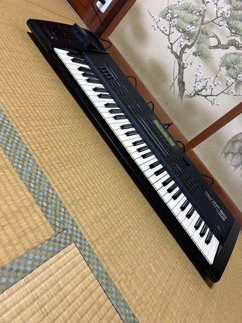 Roland Analog Synthesizer Xp-60