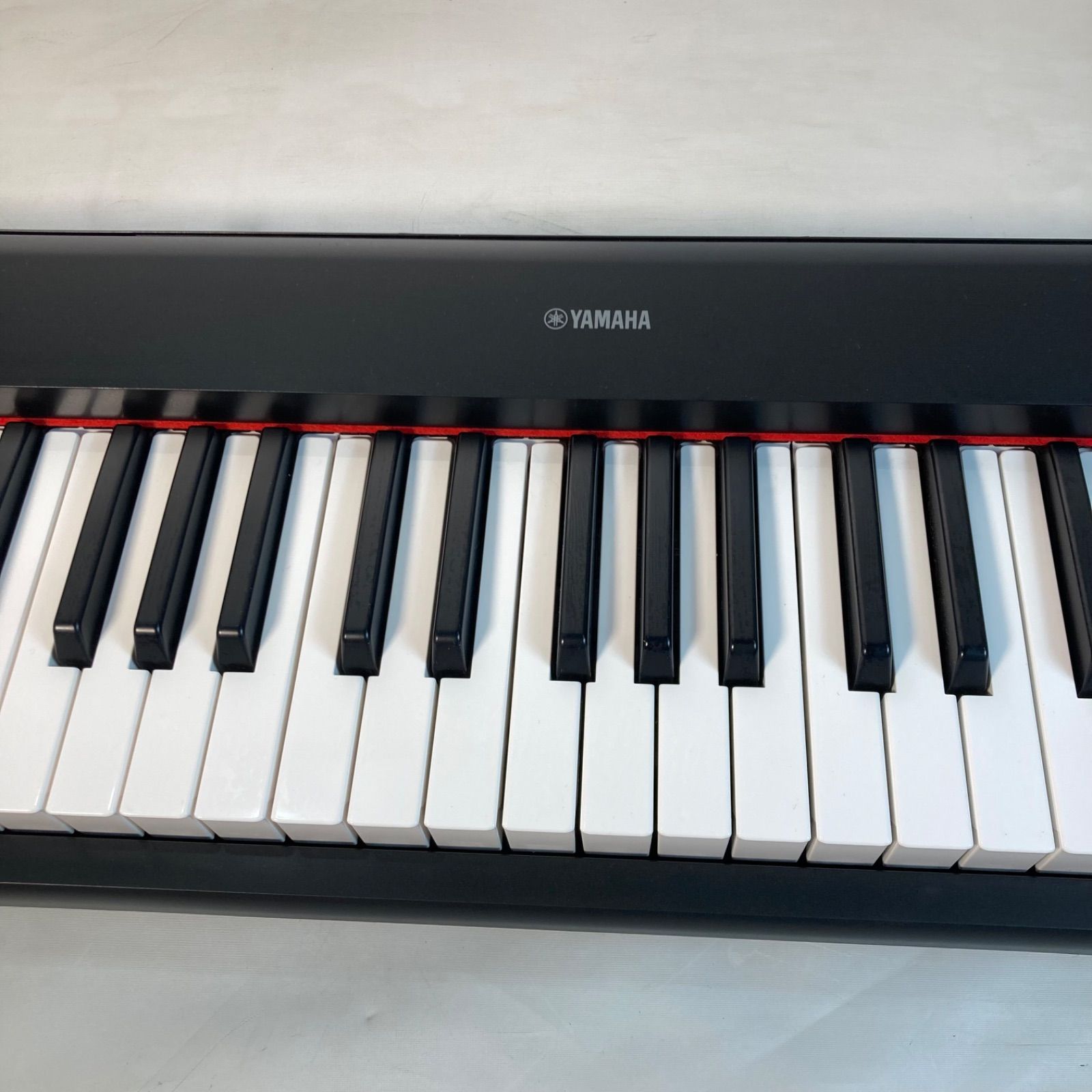 Keyboard Electronic Piano Yamaha Piaggero Np-12