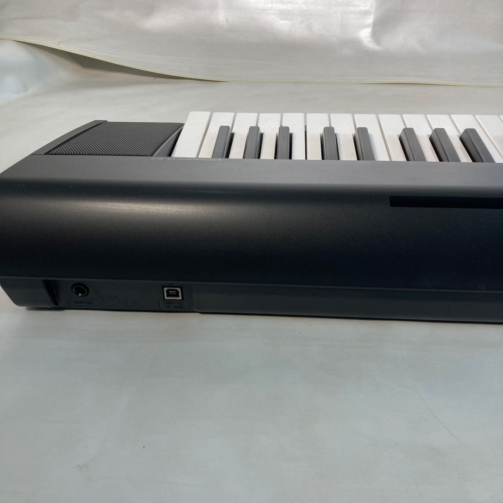 Keyboard Electronic Piano Yamaha Piaggero Np-12