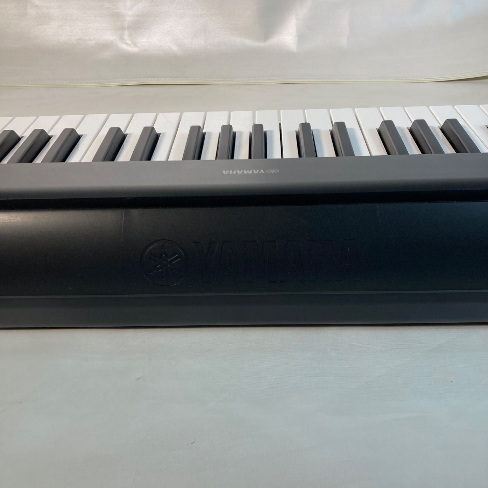 Keyboard Electronic Piano Yamaha Piaggero Np-12
