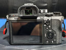 Sony Mirrorless Interchangeable Lips A7Rii 5500 F2