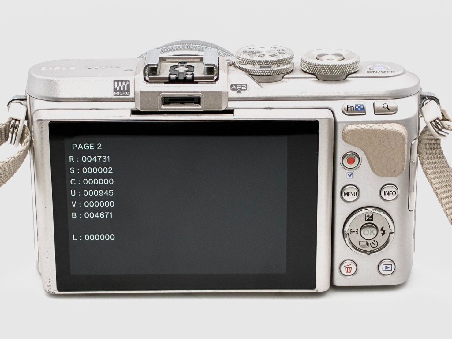 Olympus Mirrorless Interchangeable Lips 4731 Pen E-Pl8 M.Zuiko Digital 14-42Mm
