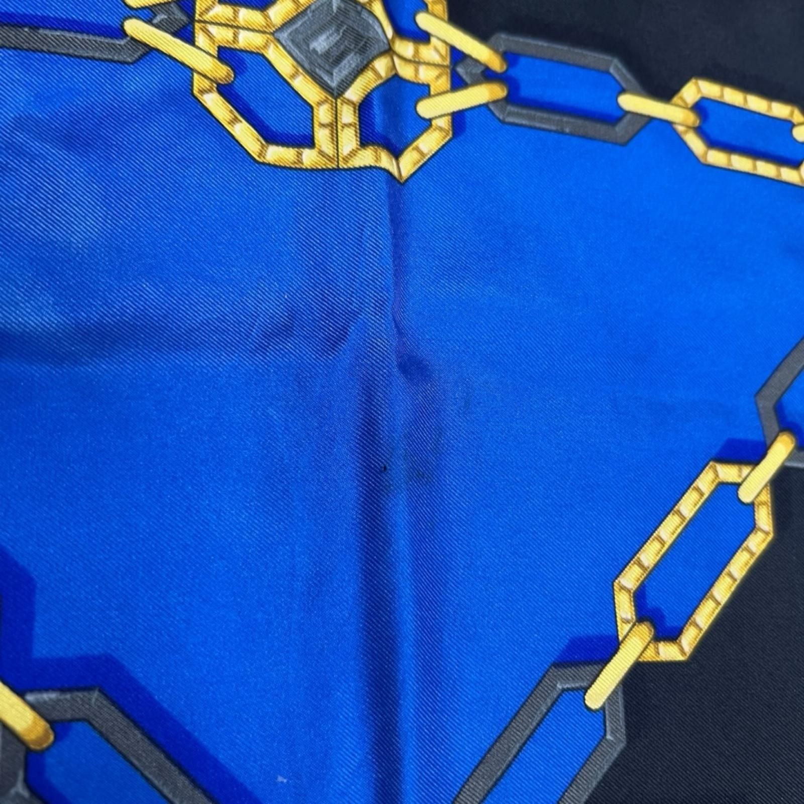 Cartier Bandana Scarf Must De