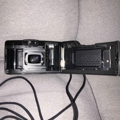 Canon Compact Camera (Film) Luna 35