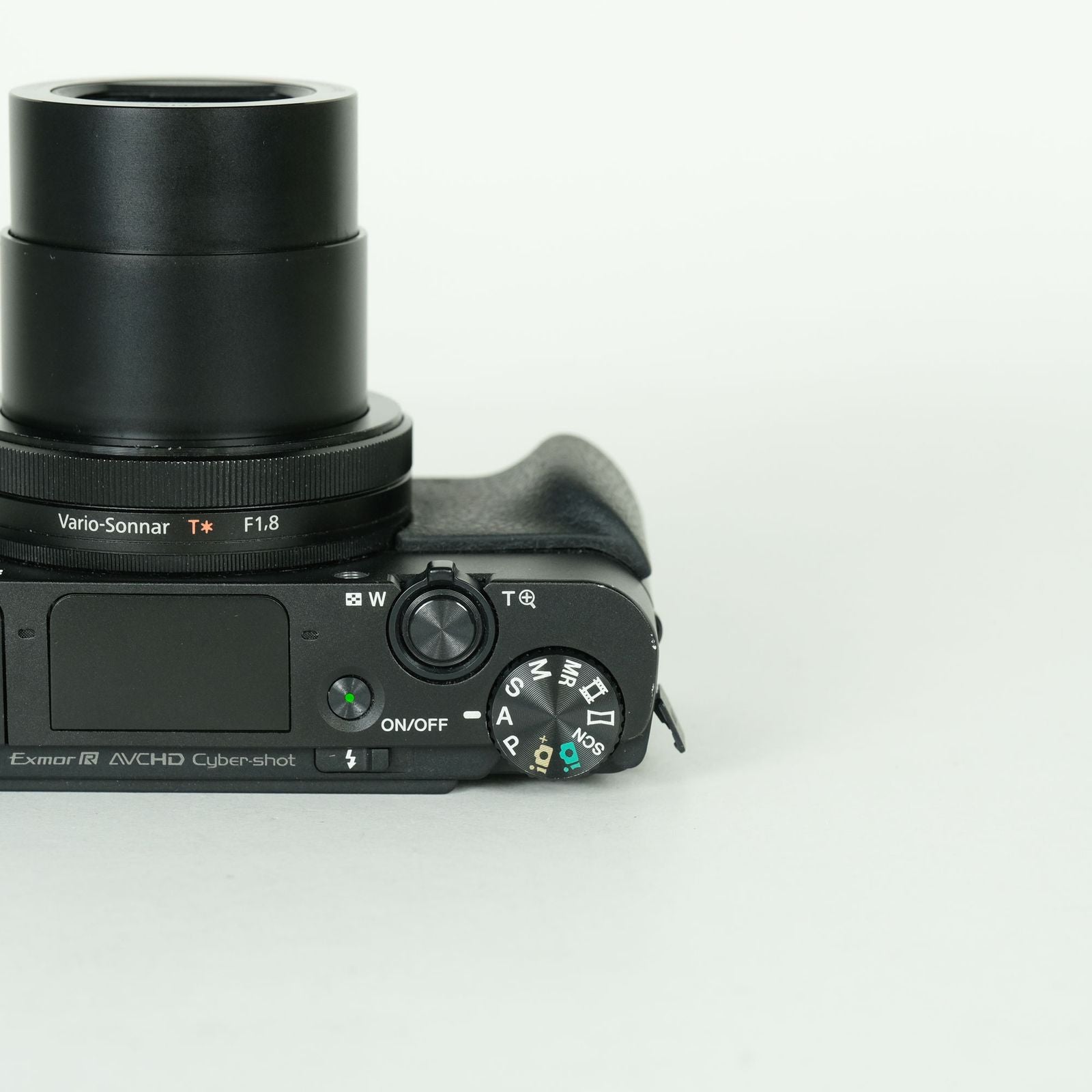 Sony Compact Digital Camera Cyber-Shot Dsc-Rx100M3