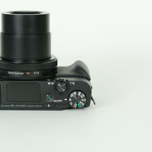 Sony Compact Digital Camera Cyber-Shot Dsc-Rx100M3